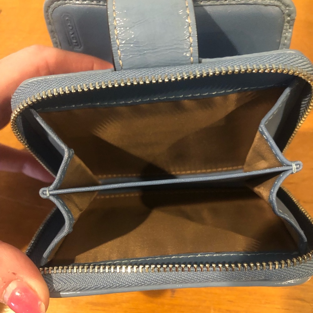 Cute coach small wallet ! - Picture 4 of 5